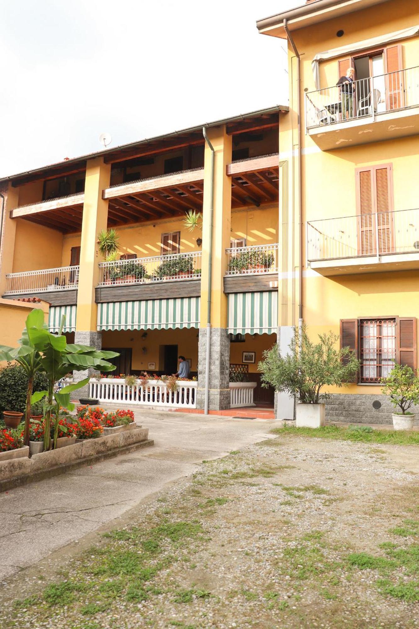 La Corte Di Brusuglio Apartments Cormano Exterior foto